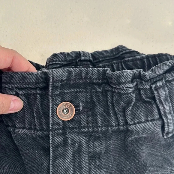 Zara - Picture 2 of 5